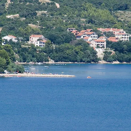 2 Bedroom Beautiful In Tatil Evi