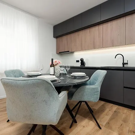 2 Bedroom Beautiful In