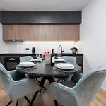Vakantiehuis 2 Bedroom Beautiful In *